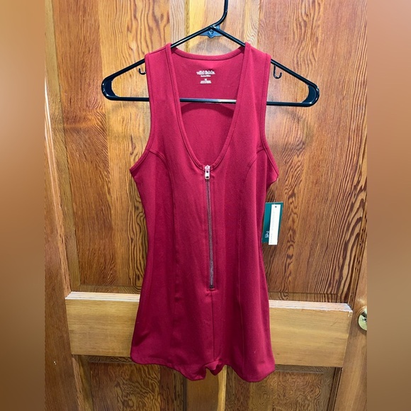 Wild Fable Red Sleeveless Romper - Picture 1 of 2